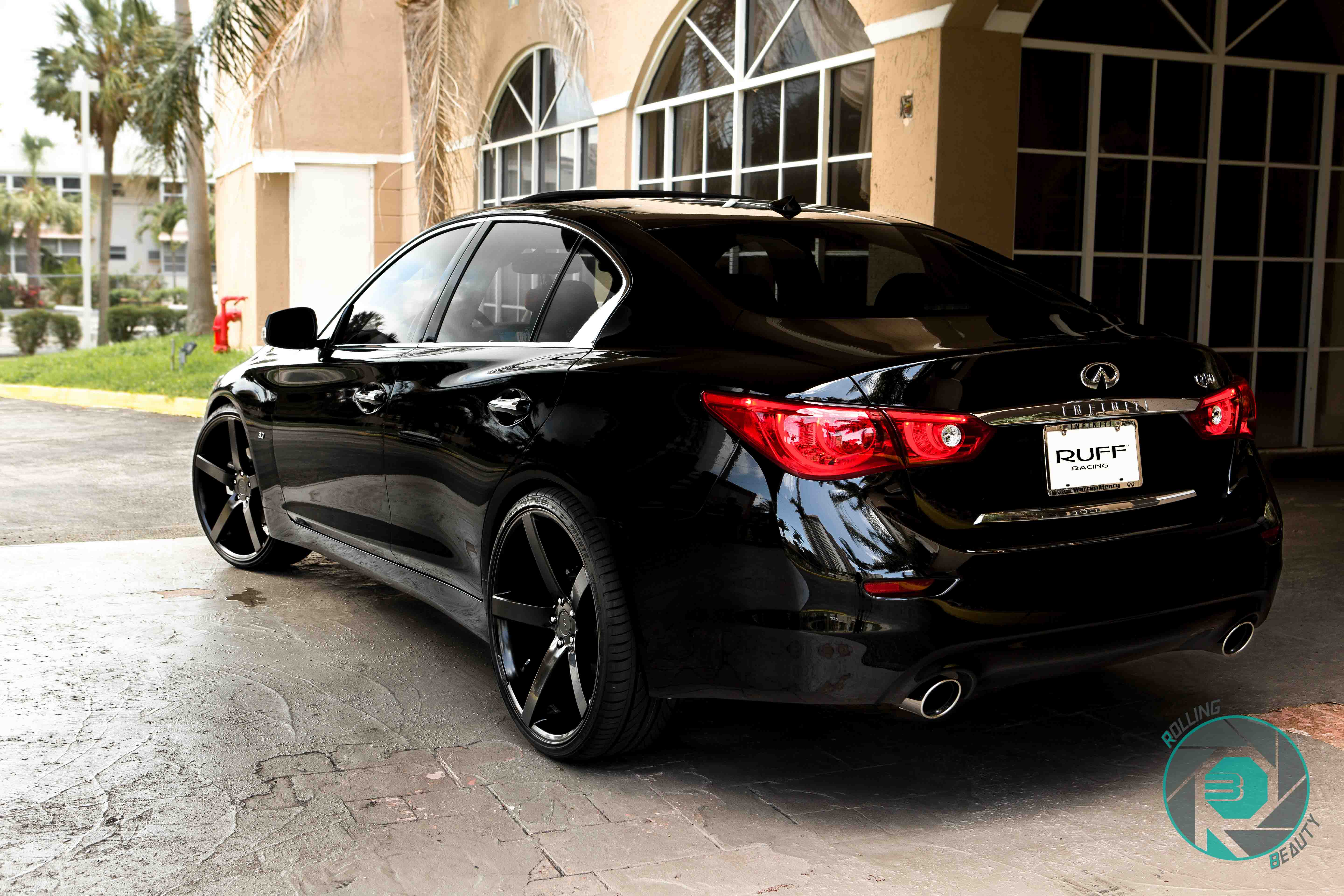 Black infiniti q50