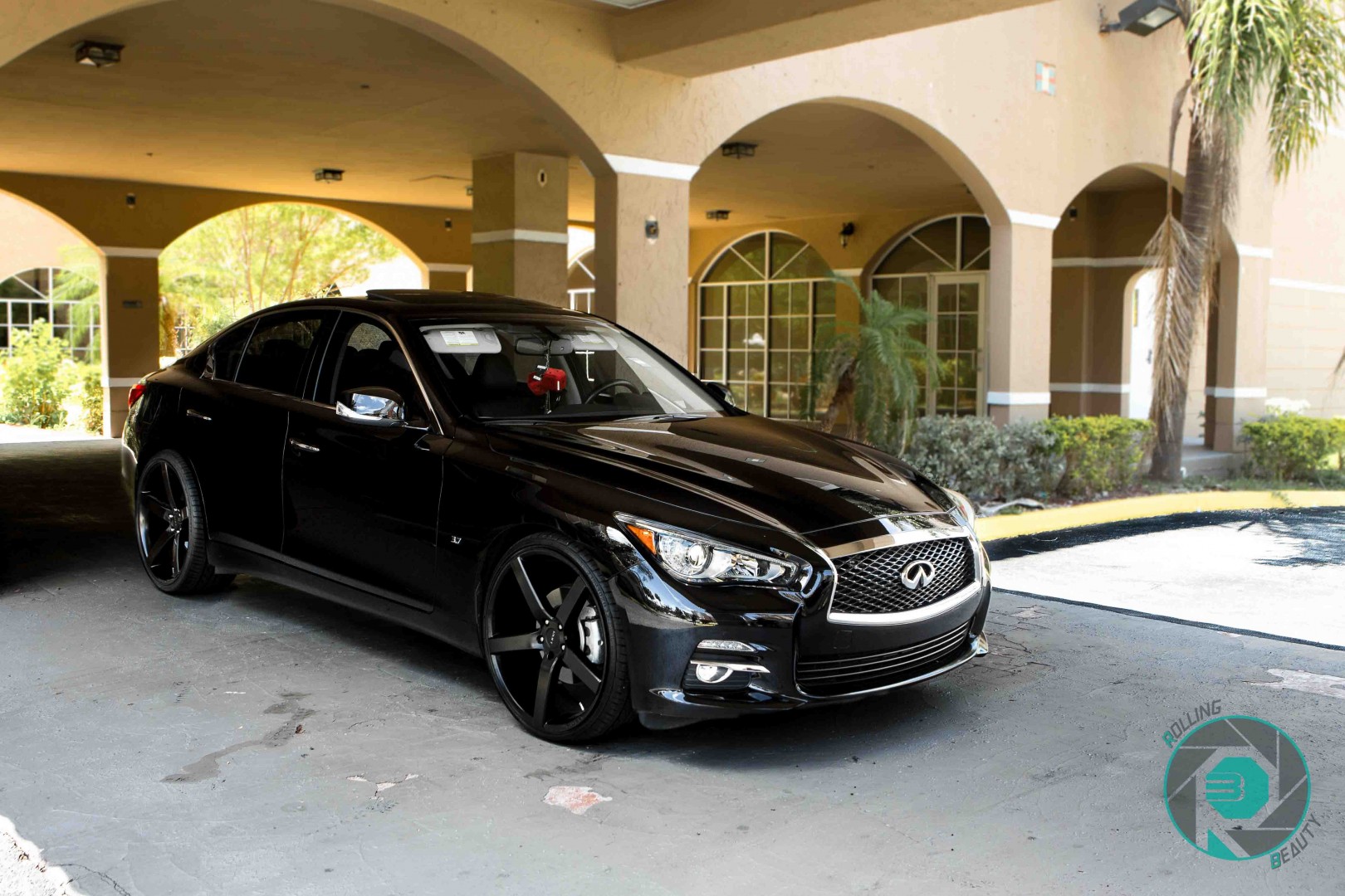 Black infiniti q50