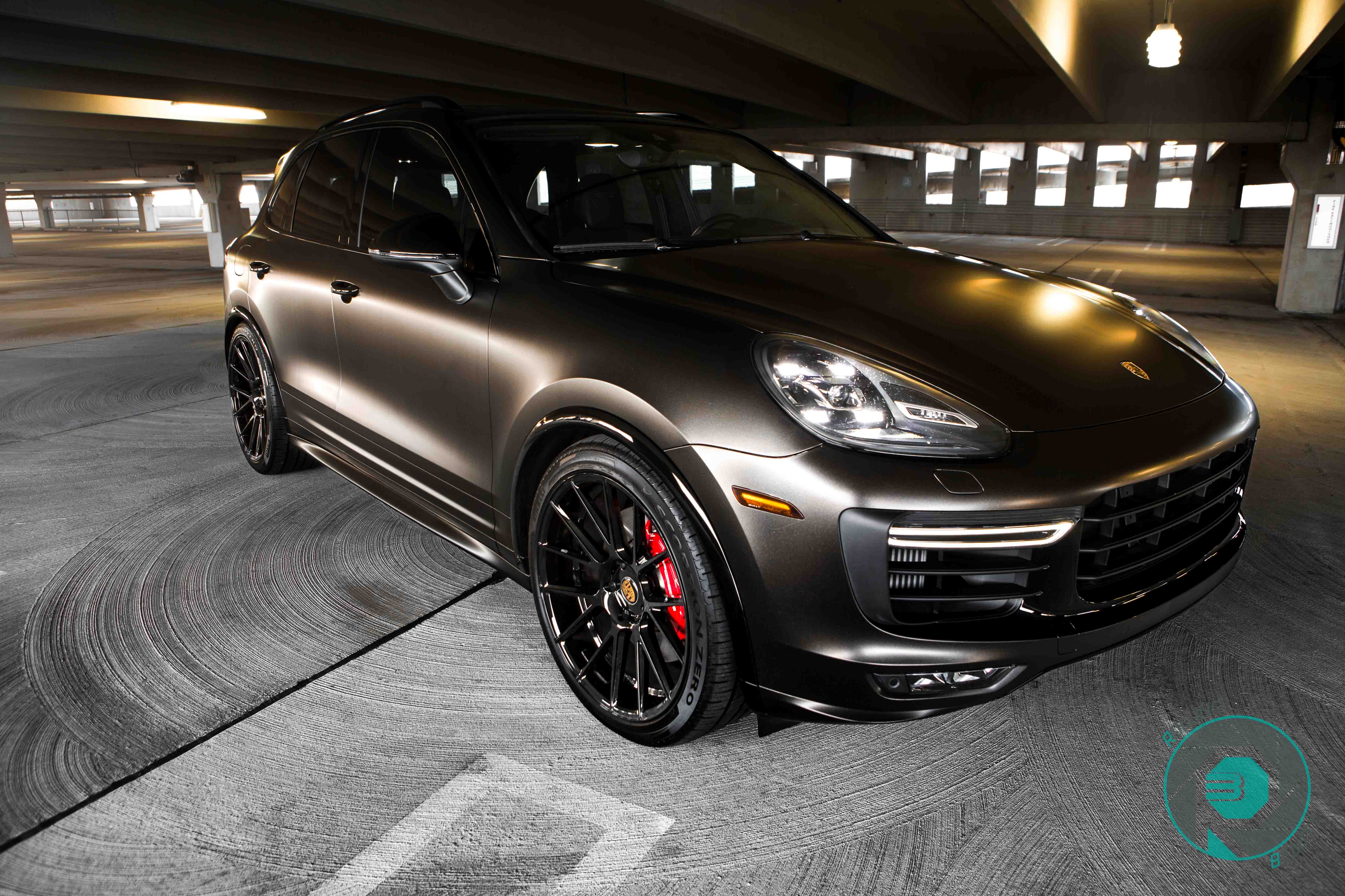 Porsche cayenne 718